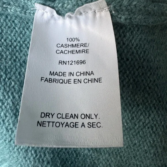 Demylee New York Cashmere Blue Crew Neck Sweater with Relaxed Fit - Picture 3 of 10